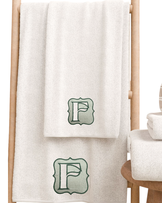 SET ASCIUGAMANI CON EMBLEMA INIZIALE RICAMATO SPUGNA 100% COTONE