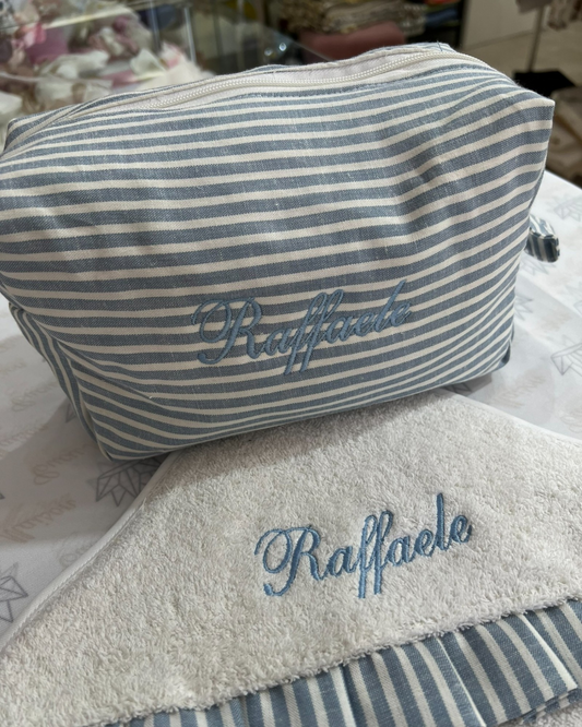 SET BEAUTY + ACCAPPATOIO BIANCO NEONATO CON RICAMO PERSONALIZZATO