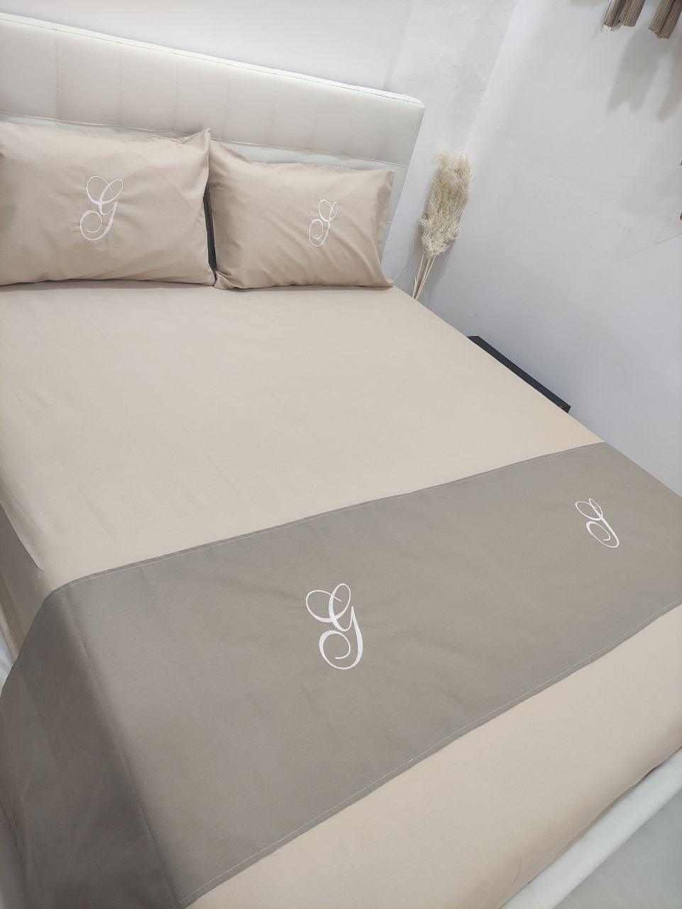 SET LENZUOLA CON FEDERE RICAMATE IN PURO COTONE
